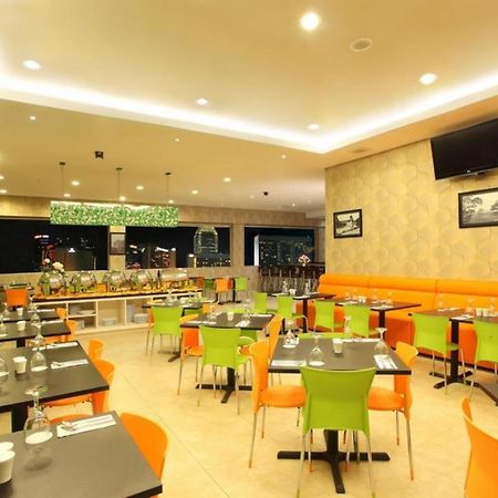 Hotel Dragon Inn Kemayoran Jakarta Luaran gambar
